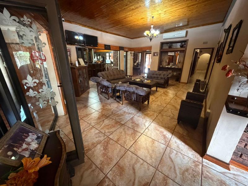 10 Bedroom Property for Sale in Kathu Northern Cape